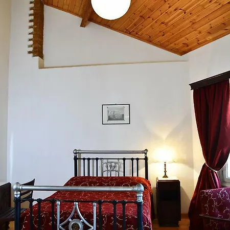 Traditional Corfu House منزل ريفي Agrafoi